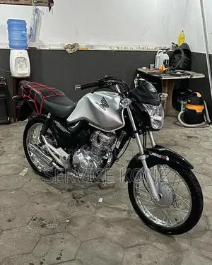 Nouveau Honda CBX 2009 Rouge