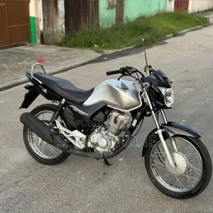 Nouveau Honda CBX 2009 Rouge