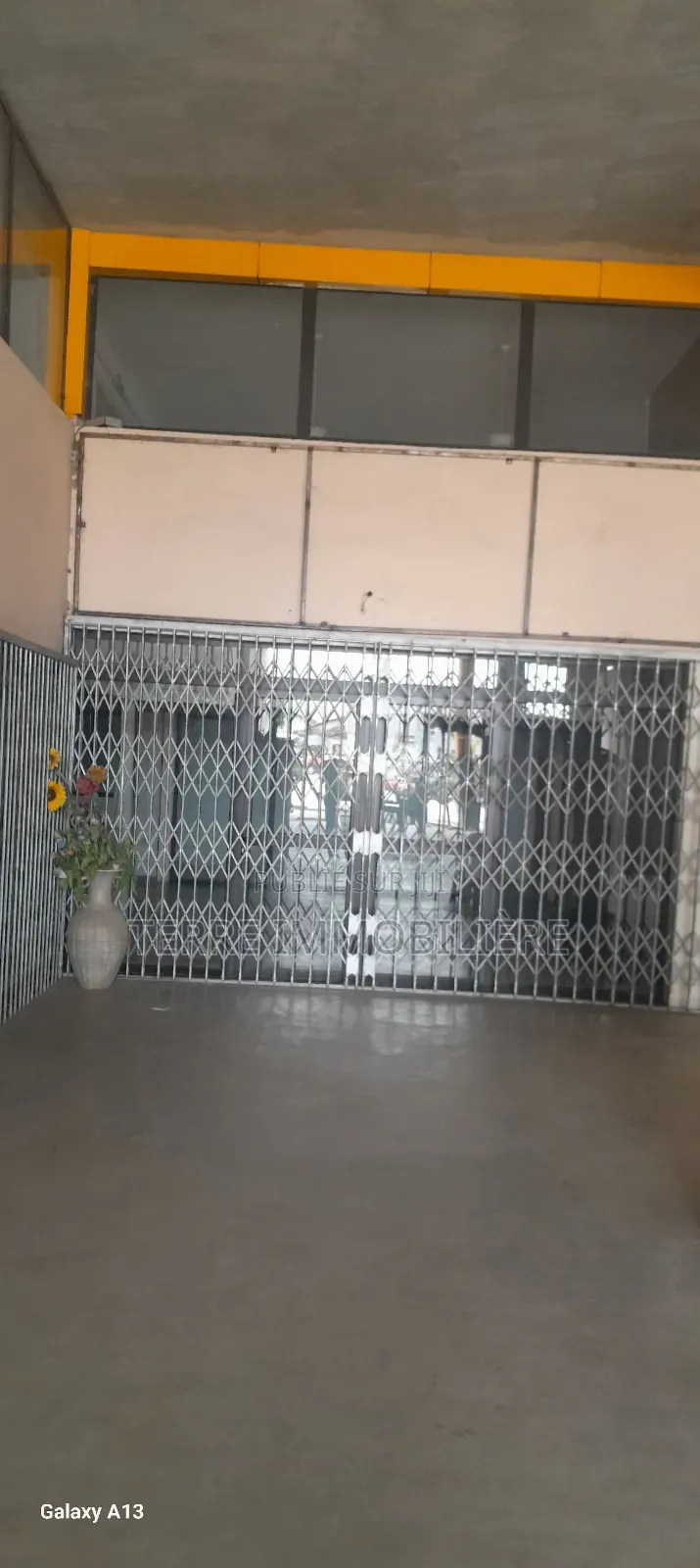 Local Commercial À Louer