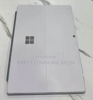 Microsoft Surface Pro 7 8GB Intel Core i5 SSHD (Hybrid) 256GB