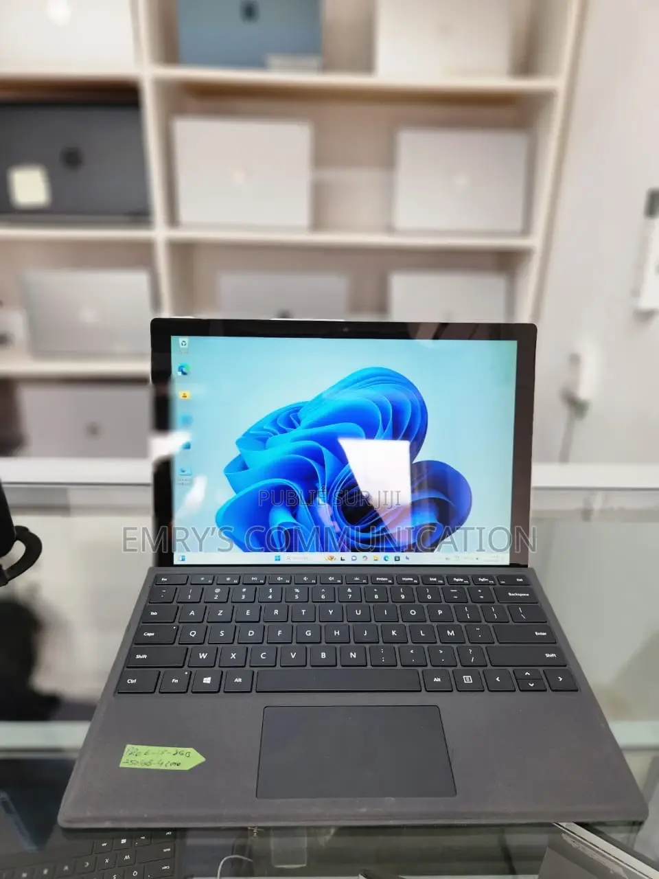 Microsoft Surface Pro 7 8GB Intel Core i5 SSHD (Hybrid) 256GB