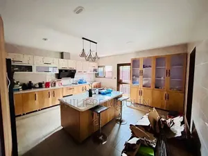 9chbre Duplex dans Elite Immobilier, Cocody à Vendre