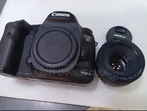 Canon Eos 5d Mark Iii + Canon 50mm F1.8
