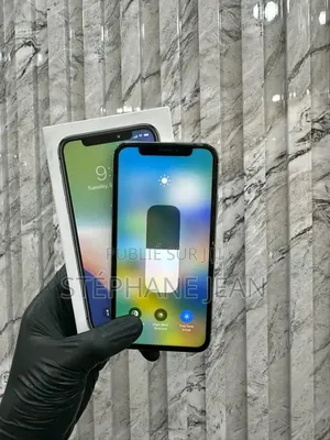 Nouveau Apple iPhone X 64 GB Blanc
