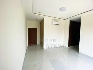 3chbre Appartement dans Cocody à Louer