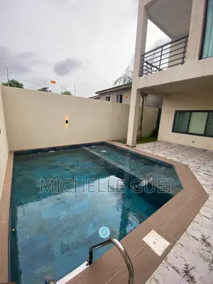 4chbre Duplex dans Cocody à Louer
