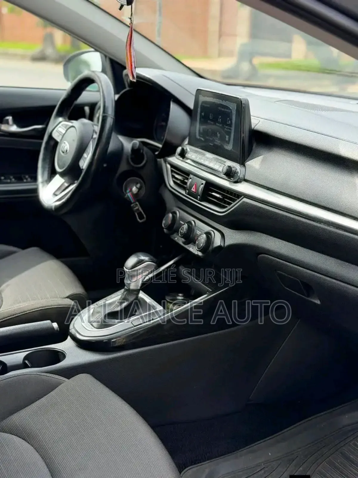 Kia Forte 2020 Gris