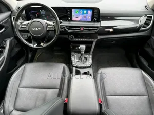Kia Seltos 2024 Blanc