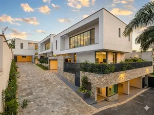 4chbre Duplex dans Deux Plateaux à Louer