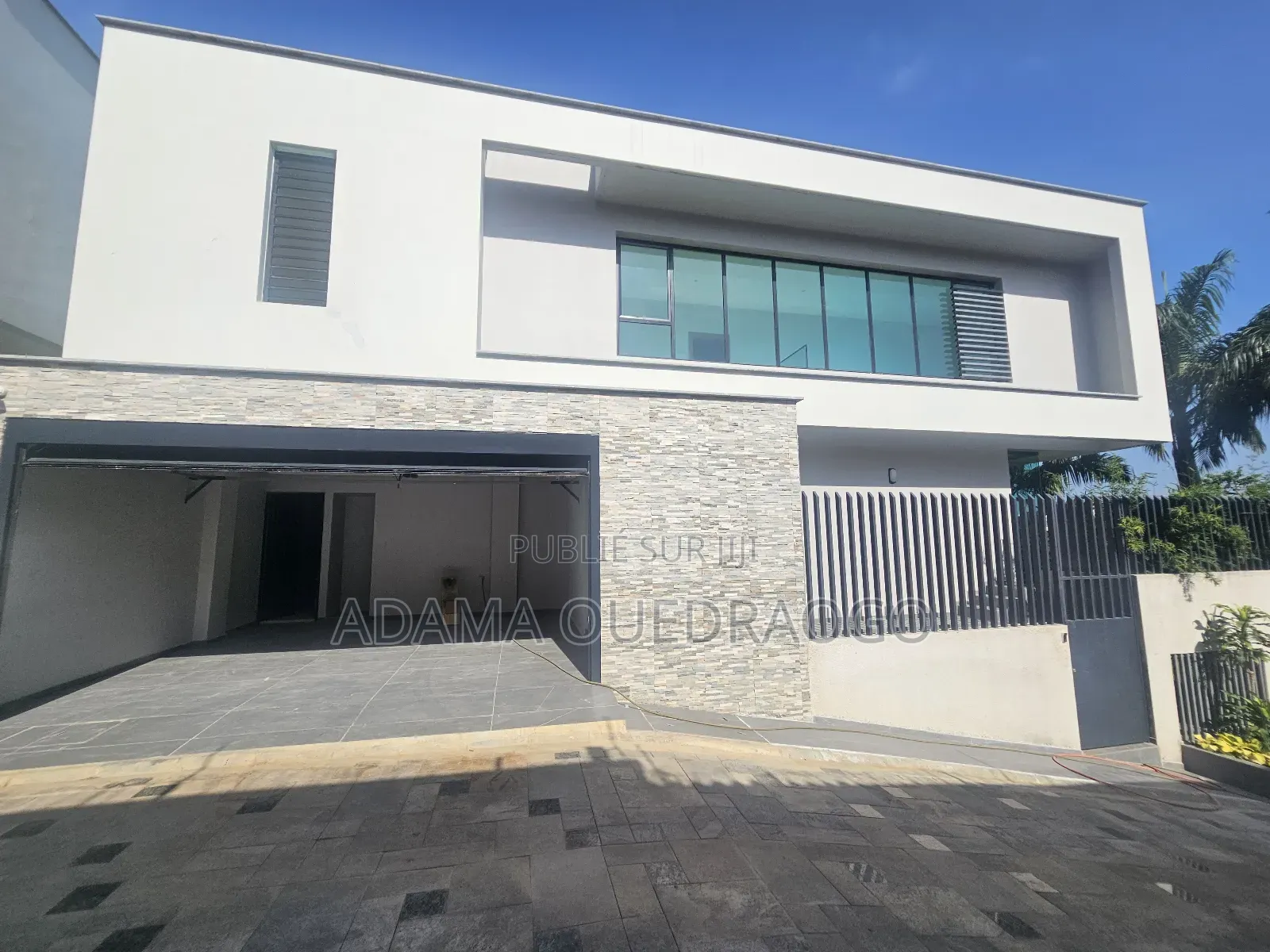 4chbre Duplex dans Deux Plateaux à Louer