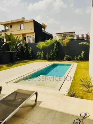 7chbre Duplex dans Cocody à Vendre
