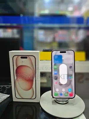 Apple iPhone 15 Plus 128 GB Or rose