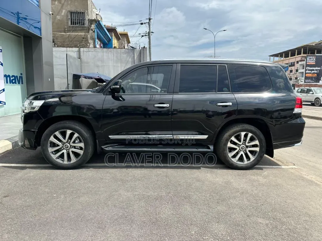 Toyota Land Cruiser Prado 2021 Noir