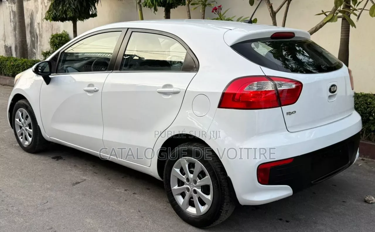 Kia Rio 2016 Blanc