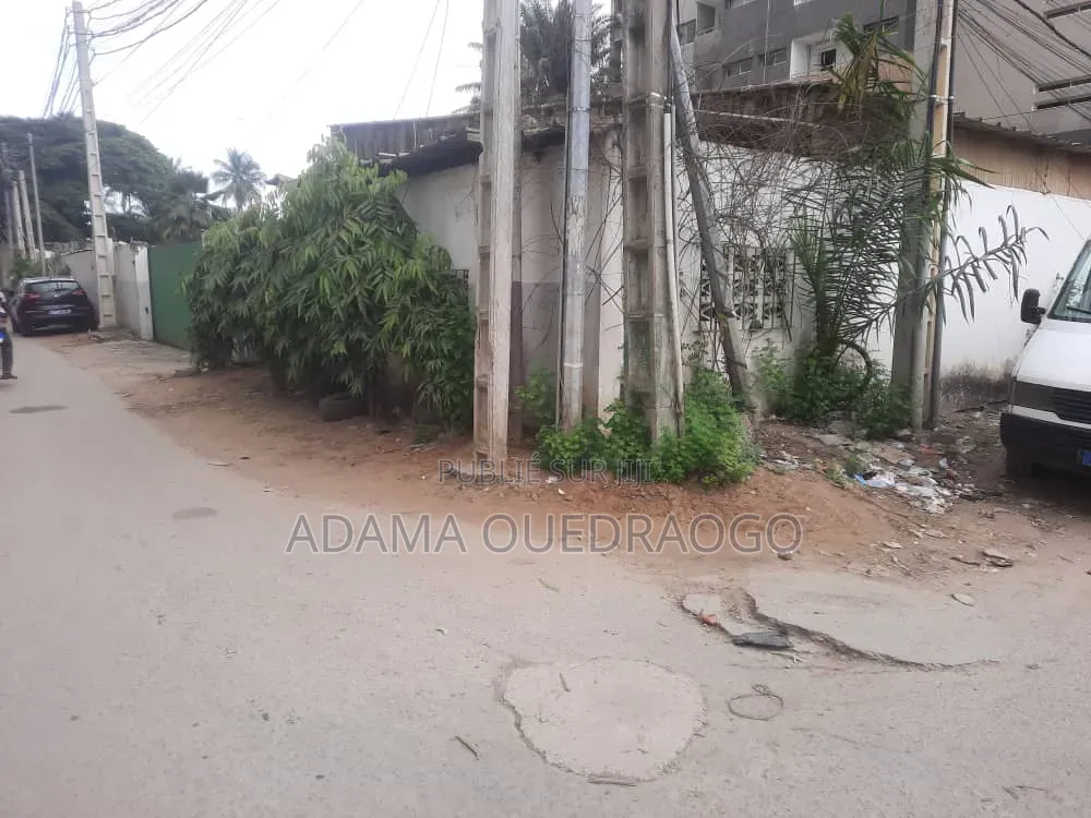 Terrain À Vendre Zone4 Bietry Abidjan