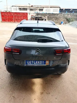 Citroen C4 2021 Gris