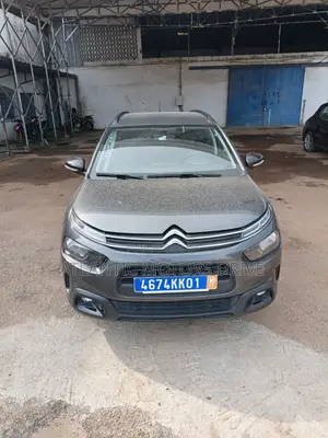 Citroen C4 2021 Gris