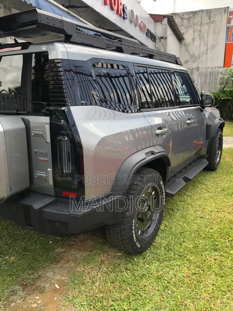 Jetour T2 2025 Gris