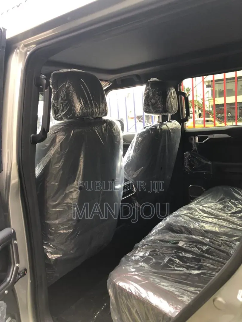 Jetour T2 2025 Gris