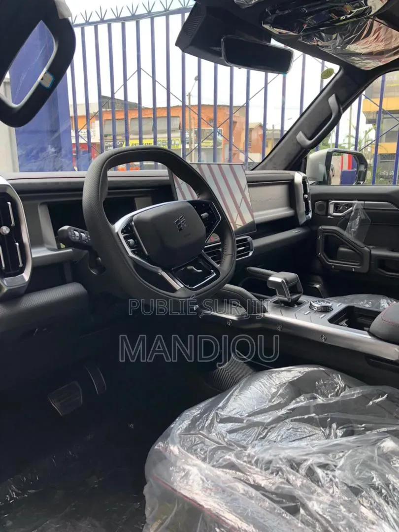 Jetour T2 2025 Gris