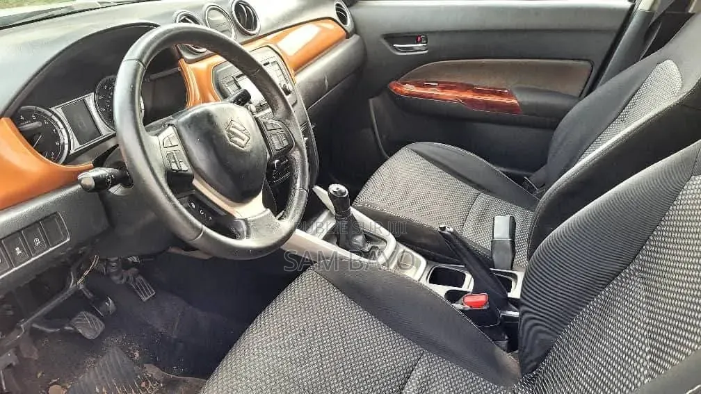 Suzuki Vitara 2015 Bleu