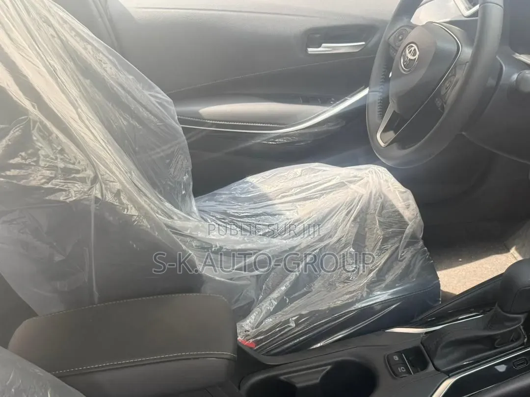 Nouveau Toyota Corolla Hybrid 2025 Blanc