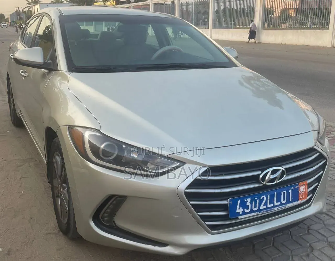 Hyundai Elantra 2018 Beige