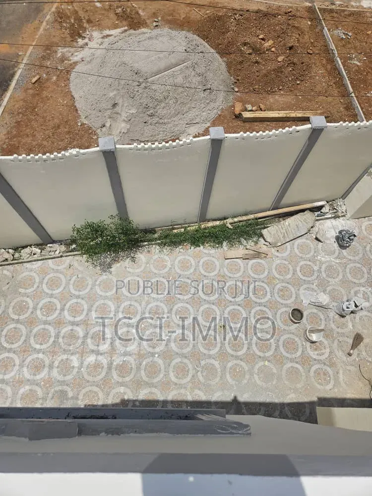 4chbre Villa dans Tcci Sarl, Cocody à Louer
