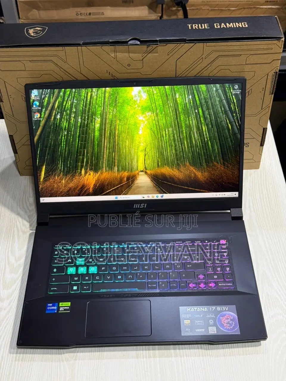 Nouveau Ordinateur portable MSI Katana 17 16GB Intel Core i7 SSD 512GB