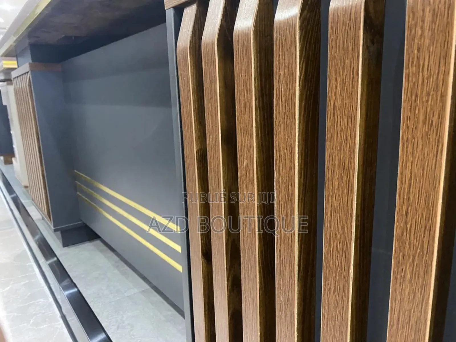 Bureau Luxe Avec Retour Très Élégant 1600×800×75cm