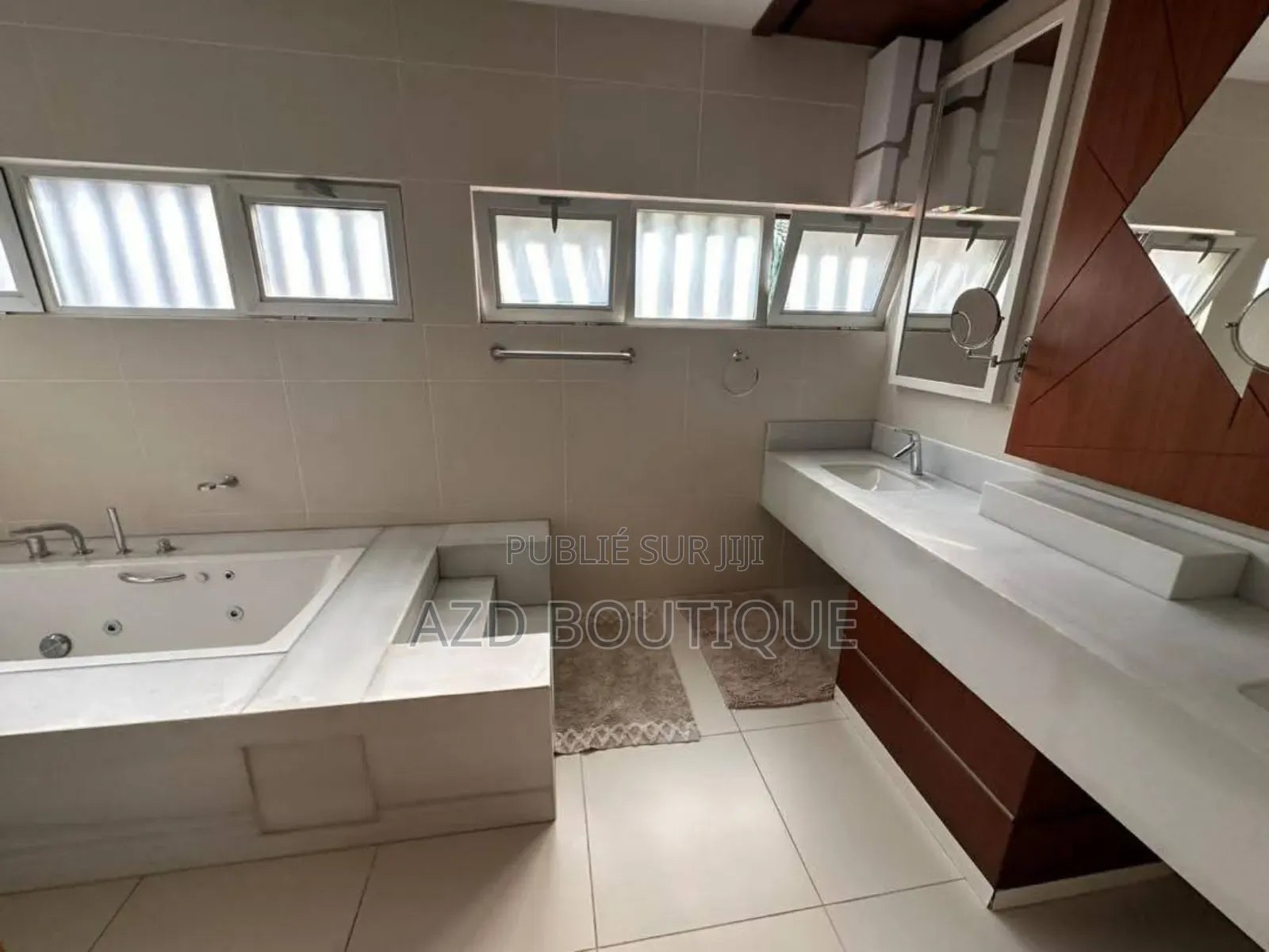 7chbre Duplex dans Cocody à Louer