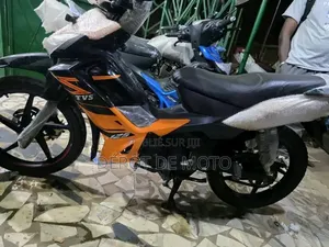 Nouveau TVS Rockz 125 2025 Orange