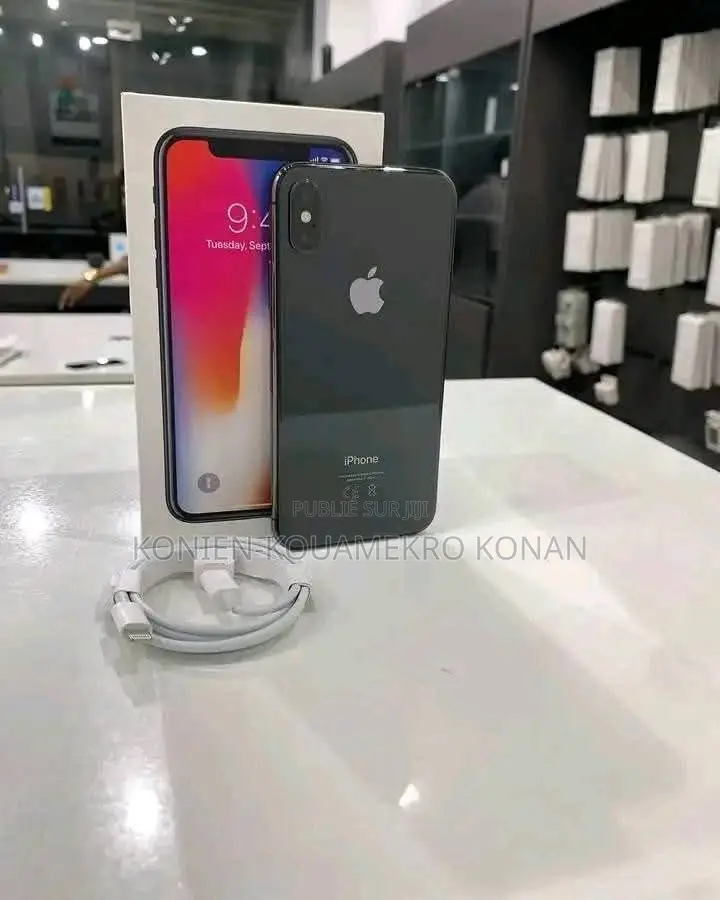 Nouveau Apple iPhone X 64 GB Noir