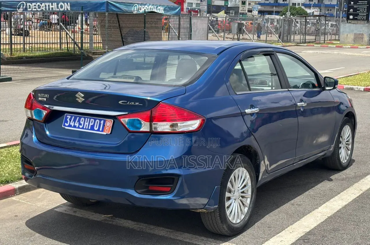Suzuki Ciaz 2017 Bleu
