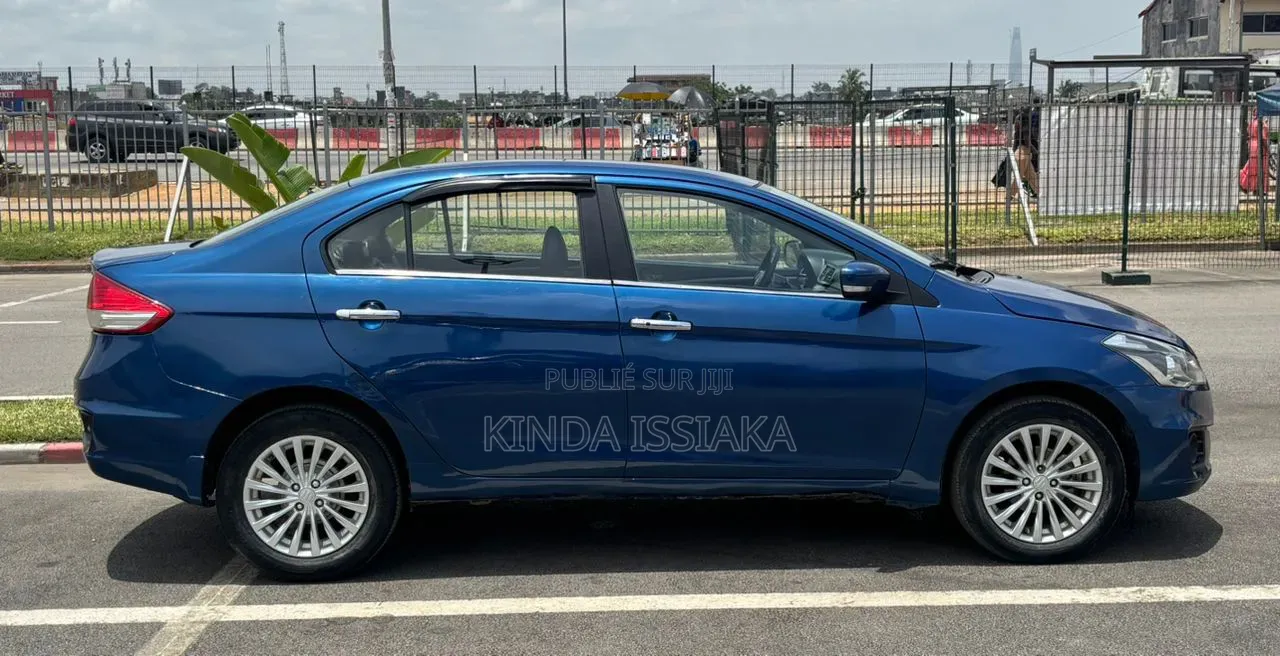 Suzuki Ciaz 2017 Bleu