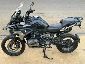 Nouveau BMW R1250GS 2022 Noir