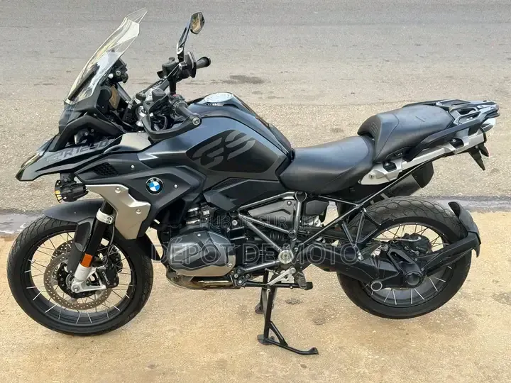 Nouveau BMW R1250GS 2022 Noir