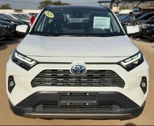 Toyota Allex 2025 Blanc cassé
