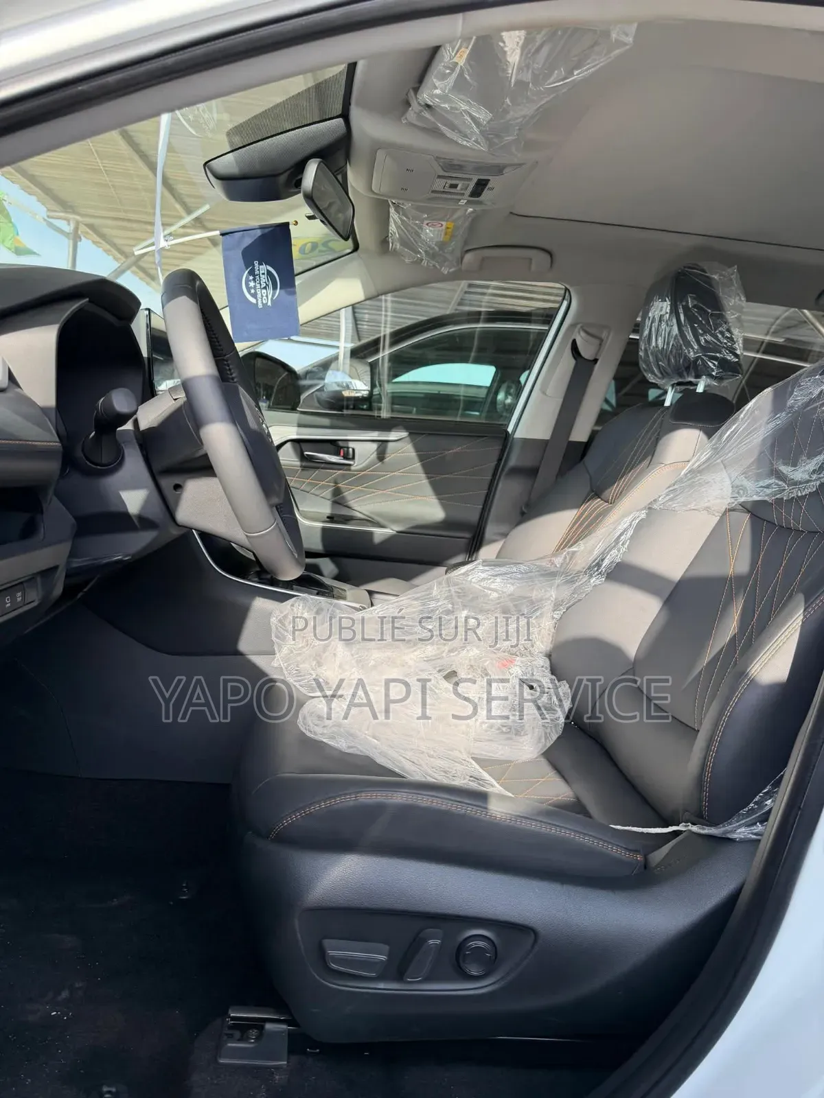 Toyota Allex 2025 Blanc cassé