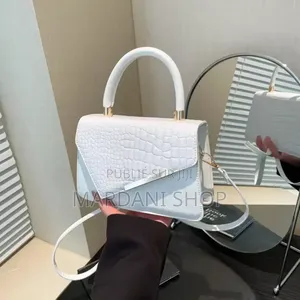 Sacs À Main Bandoulière en Cuir Verni