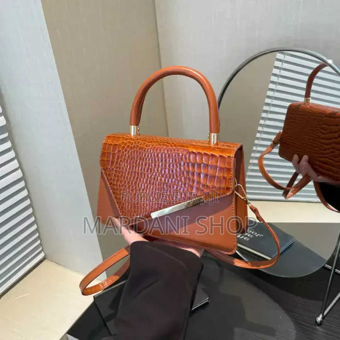 Sacs À Main Bandoulière en Cuir Verni