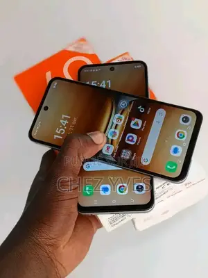 Nouveau Tecno Spark 40 256 GB Blanc