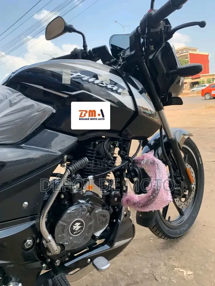 Nouveau Bajaj Pulsar 180 2025 Noir