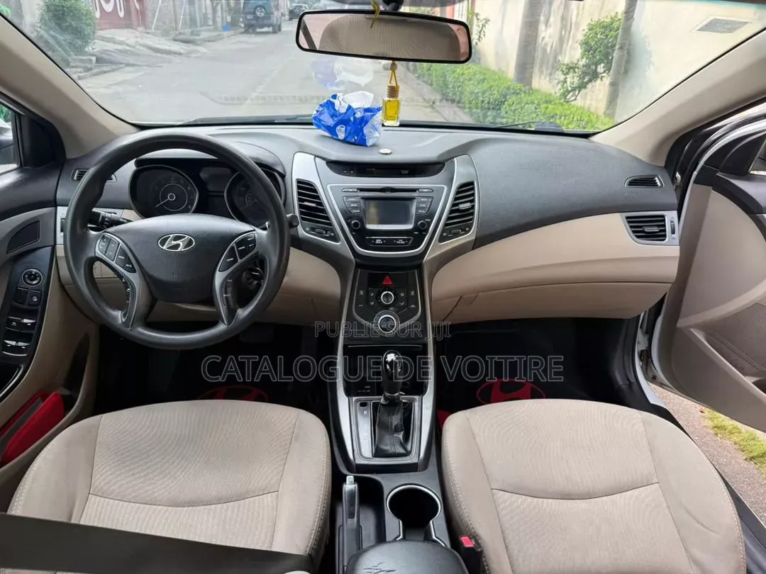 Hyundai Elantra 2016 Blanc