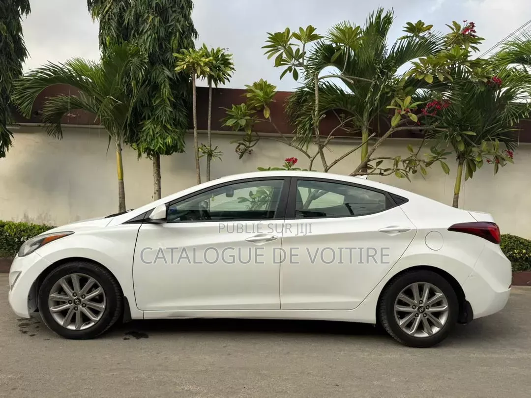 Hyundai Elantra 2016 Blanc