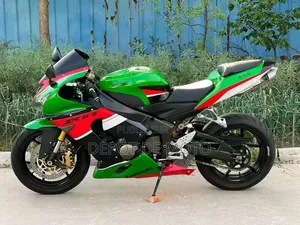 Nouveau Kawasaki Ninja ZX6R 2024 Vert