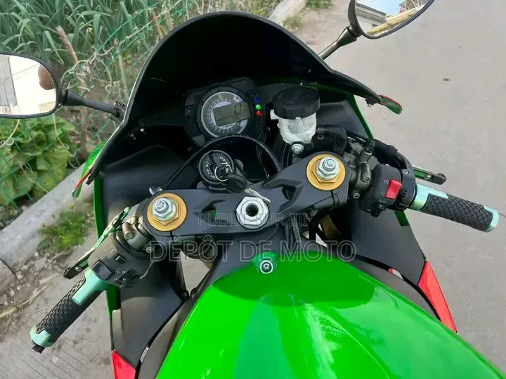 Nouveau Kawasaki Ninja ZX6R 2024 Vert