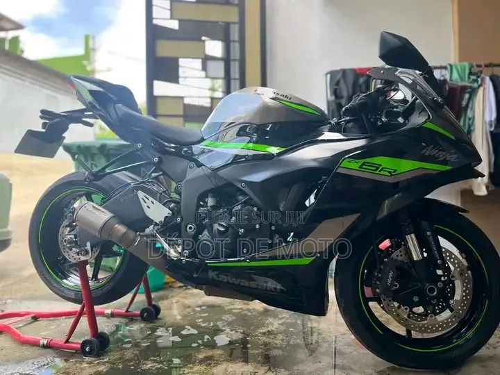 Nouveau Kawasaki Ninja ZX-10R 2022 Vert