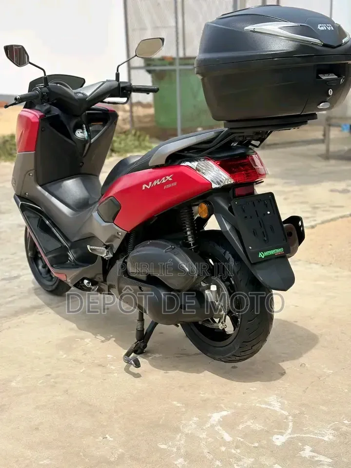 Nouveau Yamaha NMAX 155 2024 Rouge