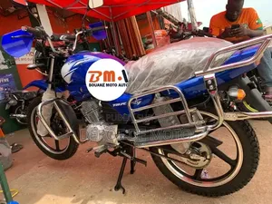 Nouveau Yamaha YBR 2025 Bleu